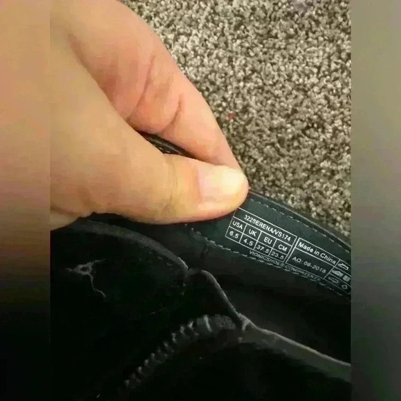 Vionic booties NWOT size 6.5 black suede zipper - Picture 5 of 7